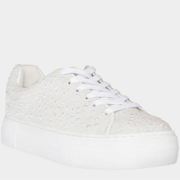 Betsy Johnson Sidney Ivory sneaker size 8.5. NWOT. - Picture 2 of 8